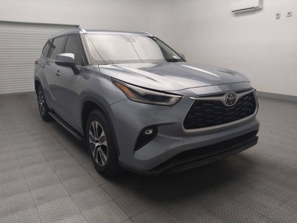2021 Toyota Highlander in El Paso, TX 79907 - 18122979 13