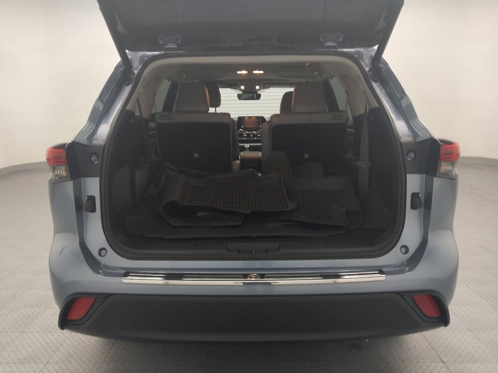 2021 Toyota Highlander in El Paso, TX 79907 - 18122979 29