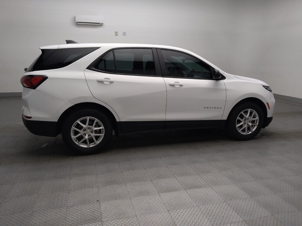 2022 Chevrolet Equinox in Lewisville, TX 75067 - 18122980 10