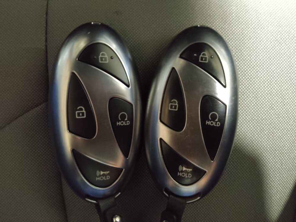 2025 Hyundai Elantra in Plano, TX 75074 - 18122982 32