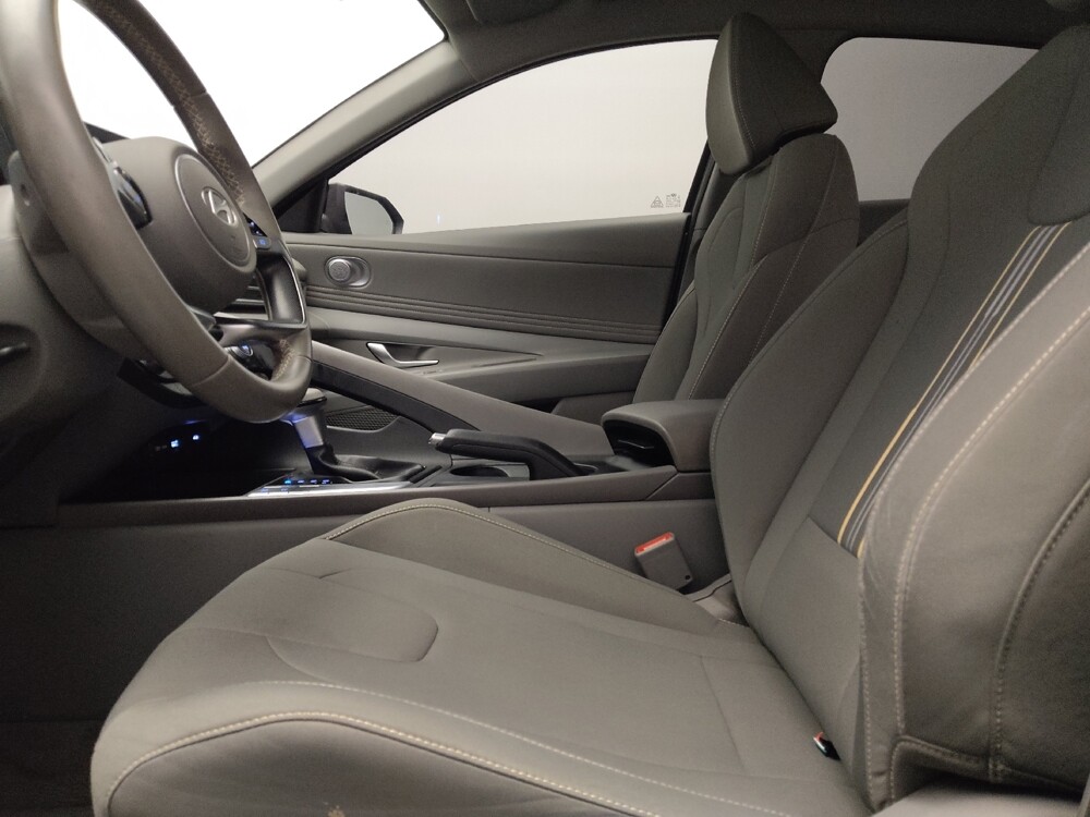 2025 Hyundai Elantra in Plano, TX 75074 - 18122982 17