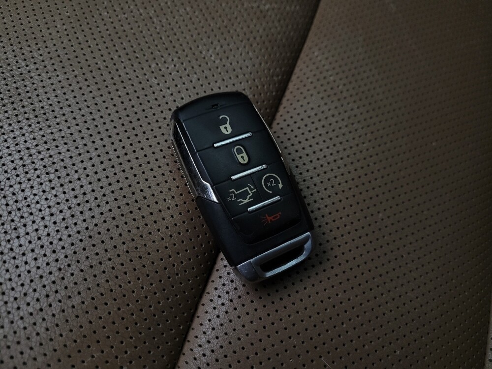 2019 RAM 1500 in Phoenix, AZ 85015 - 18122986 32