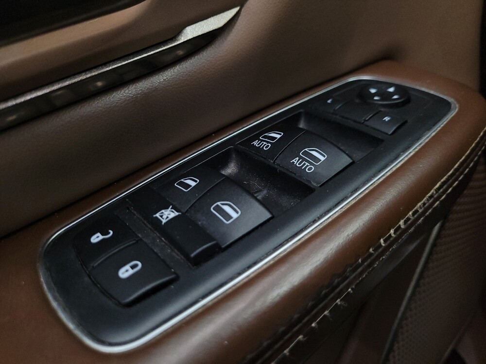 2019 RAM 1500 in Phoenix, AZ 85015 - 18122986 27