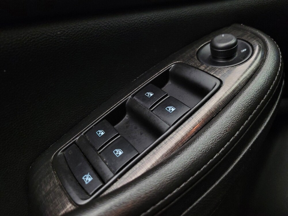 2015 Chevrolet Malibu in Glendale, AZ 85301 - 18122987 27