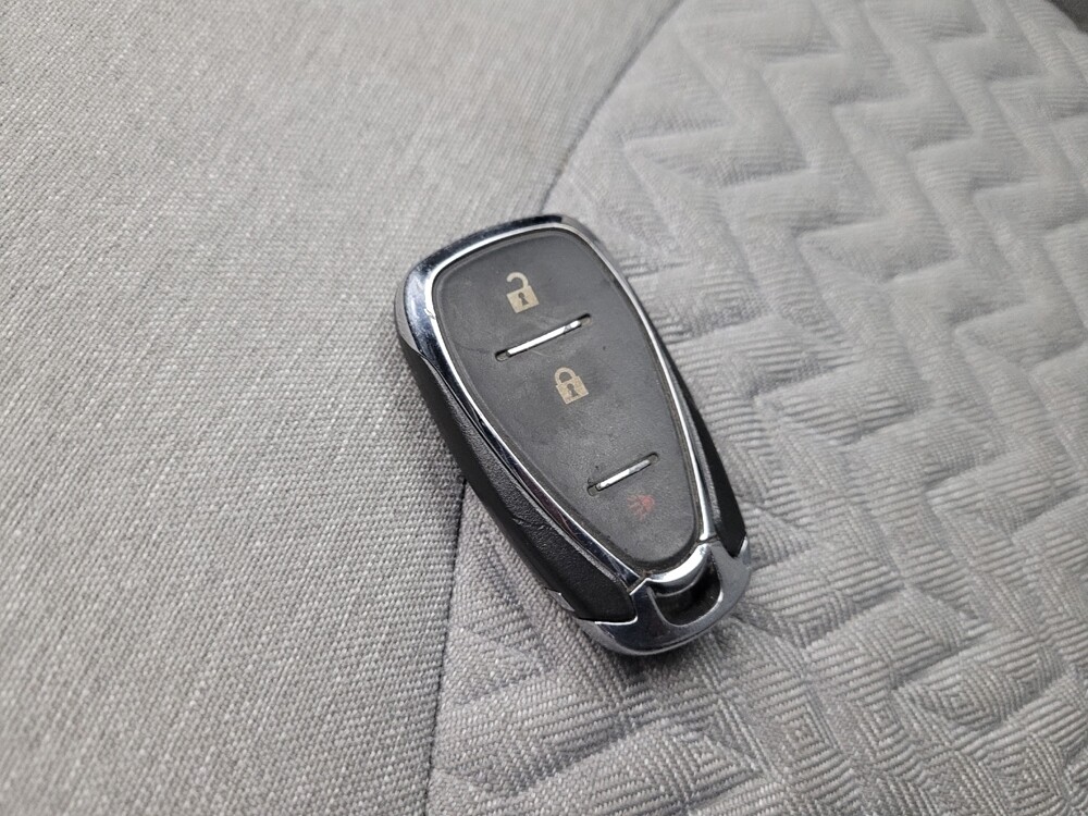 2022 Chevrolet Equinox in Glendale, AZ 85301 - 18122988 32