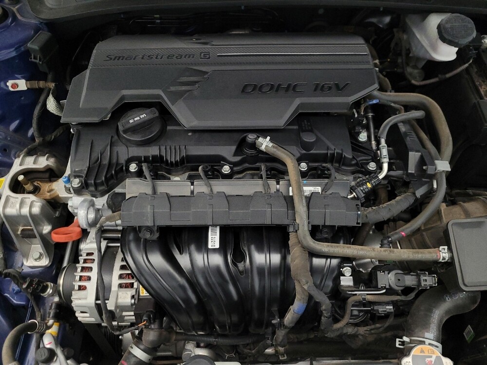 2023 Hyundai Elantra in Glendale, AZ 85301 - 18122989 30