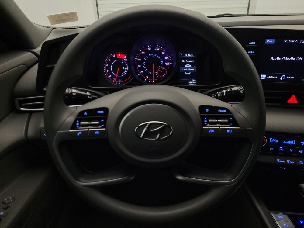 2023 Hyundai Elantra in Glendale, AZ 85301 - 18122989 22