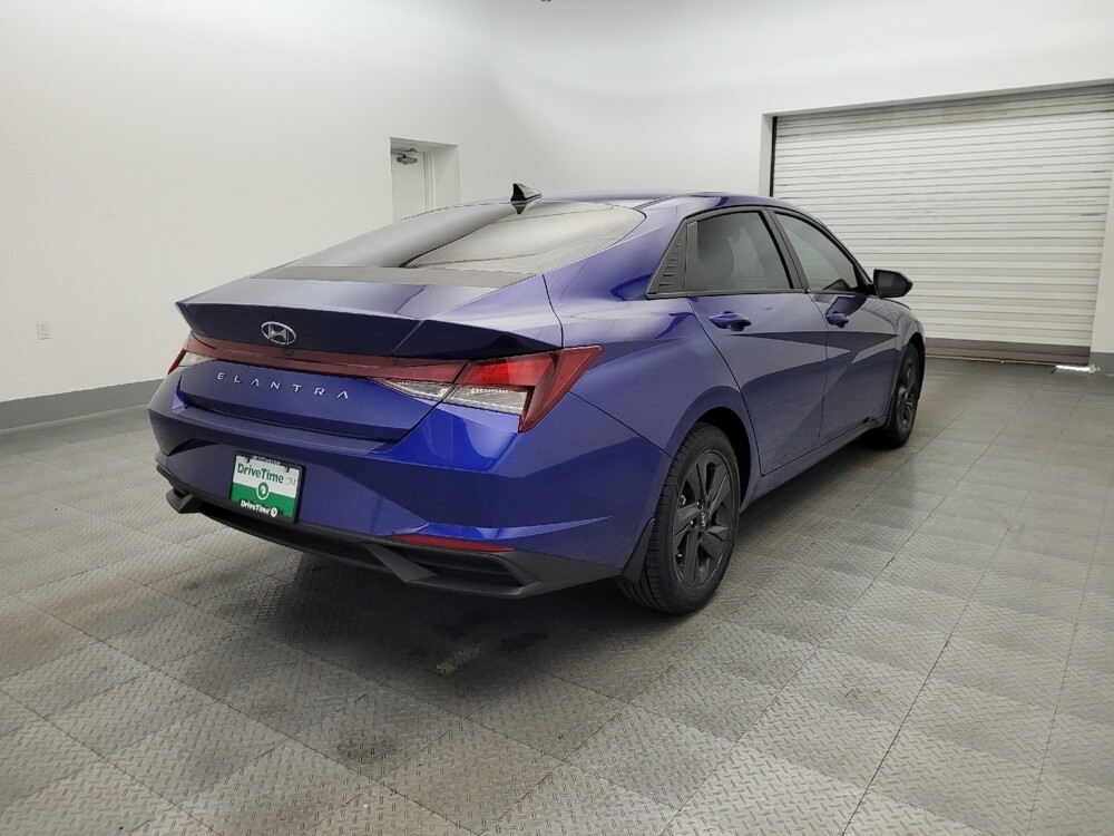 2023 Hyundai Elantra in Glendale, AZ 85301 - 18122989 9