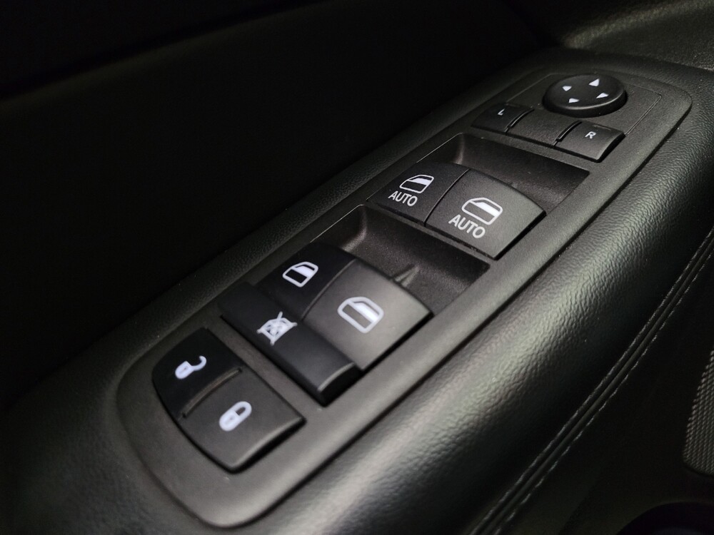 2022 Jeep Grand Cherokee in Phoenix, AZ 85015 - 18122991 27