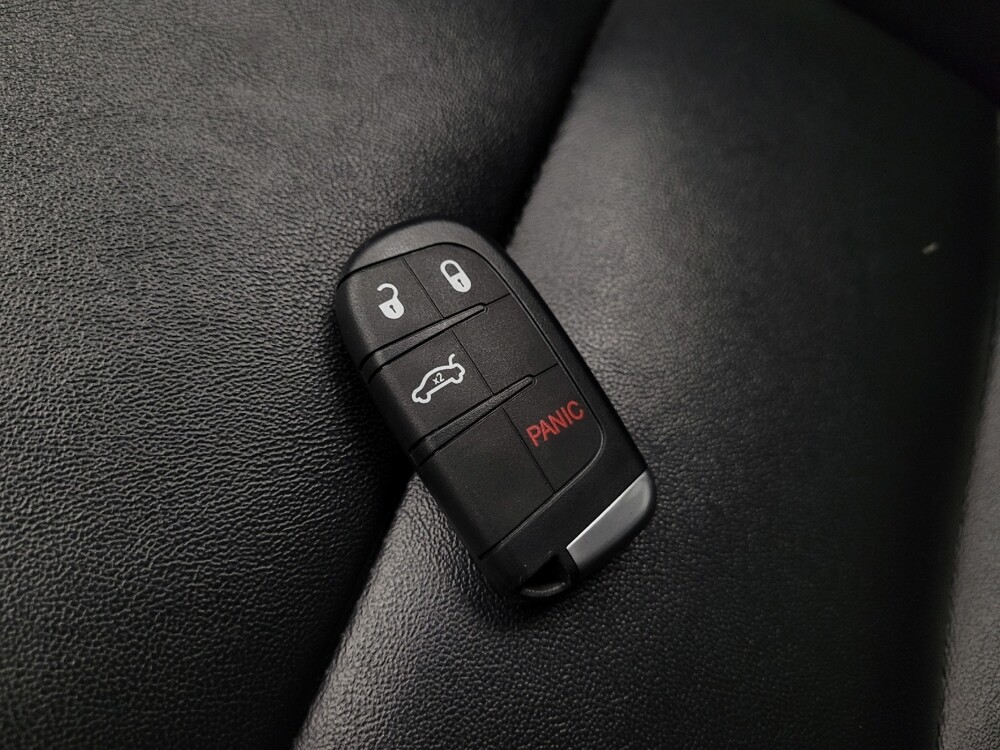 2022 Jeep Grand Cherokee in Phoenix, AZ 85015 - 18122991 32