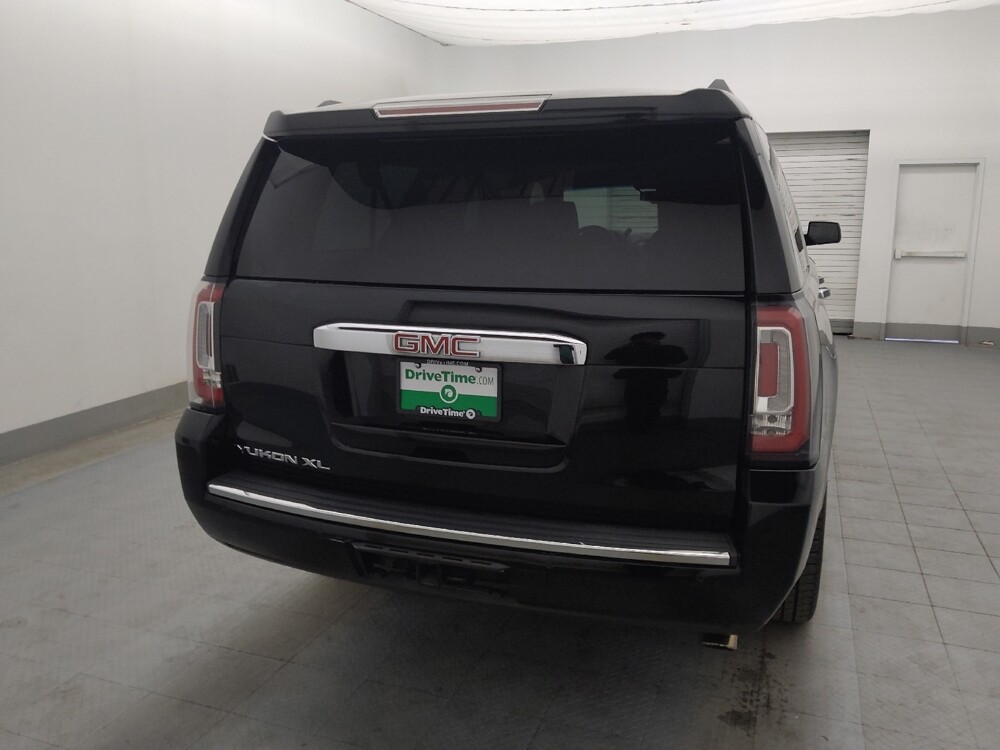 2018 GMC Yukon XL in Lakeland, FL 33815 - 18123003 7
