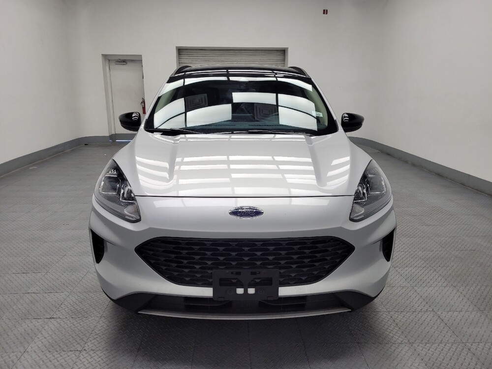 2020 Ford Escape in Las Vegas, NV 89102 - 18123018 14