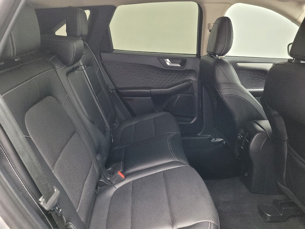 2020 Ford Escape in Las Vegas, NV 89102 - 18123018 19