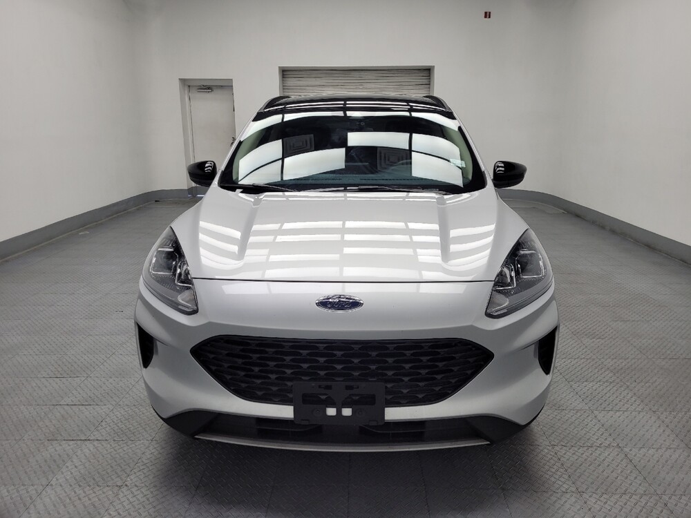 2020 Ford Escape in Las Vegas, NV 89102 - 18123018 15