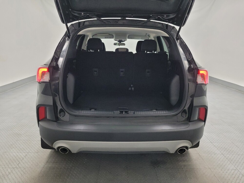 2022 Ford Escape in Las Vegas, NV 89102 - 18123019 29