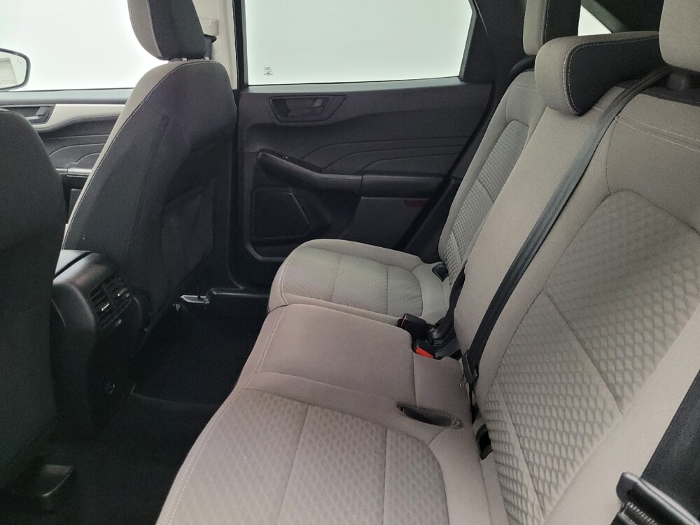 2022 Ford Escape in Las Vegas, NV 89102 - 18123019 18