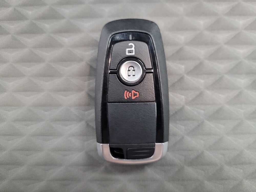 2022 Ford Escape in Las Vegas, NV 89104 - 18123020 32