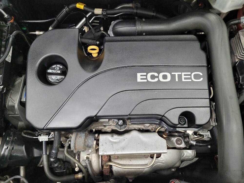 2019 Chevrolet Equinox in Reno, NV 89502 - 18123021 30