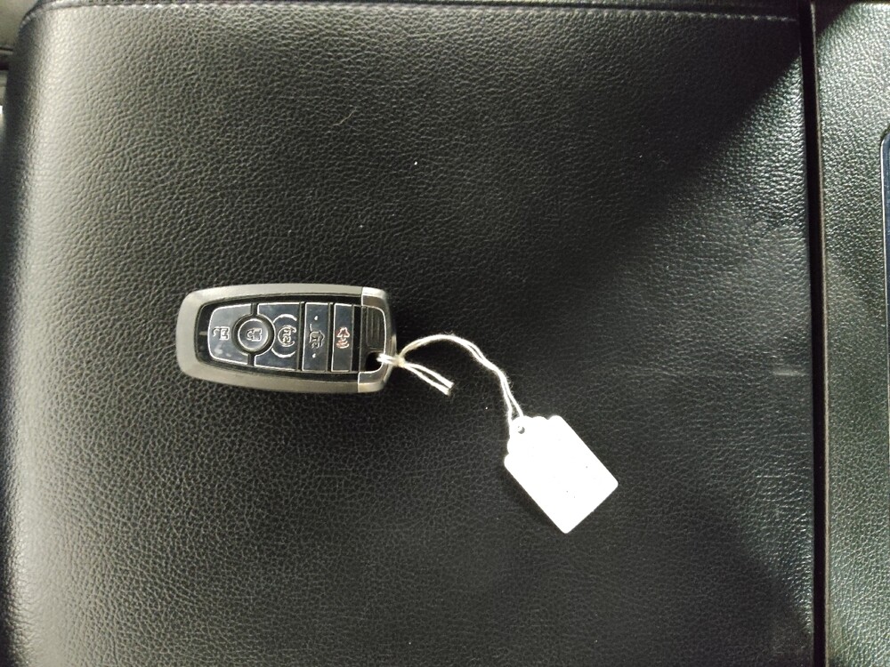 2018 Ford Expedition in Midlothian, IL 60445 - 18123026 32