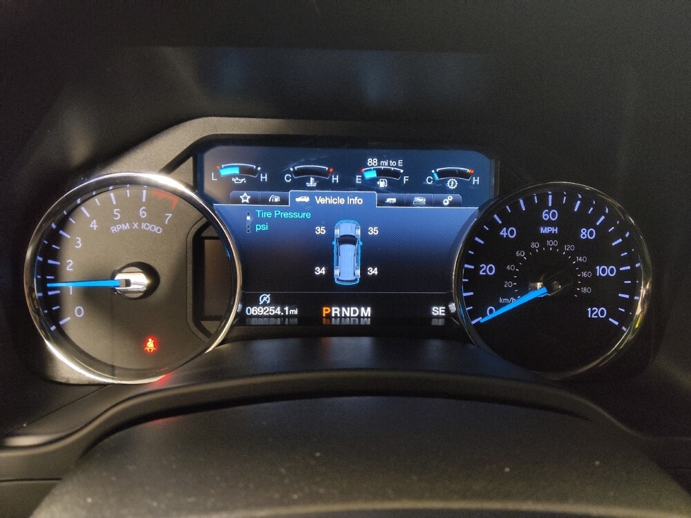 2018 Ford Expedition in Midlothian, IL 60445 - 18123026 23