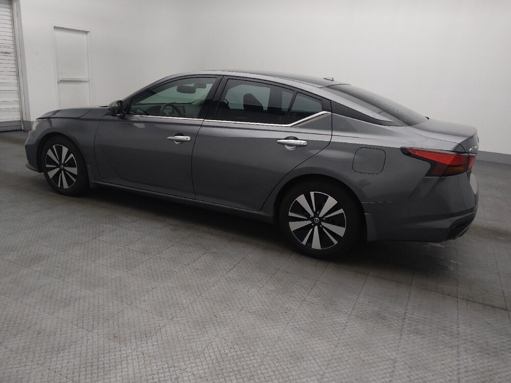 2020 Nissan Altima in Gainesville, FL 32609 - 18123027 3