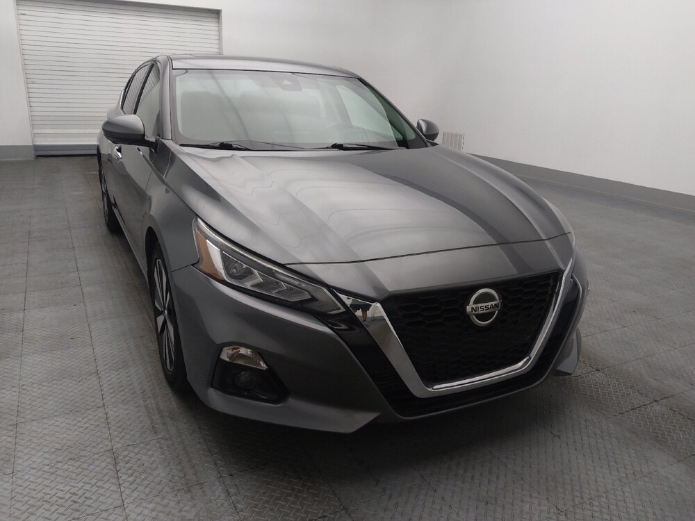 2020 Nissan Altima in Gainesville, FL 32609 - 18123027 14