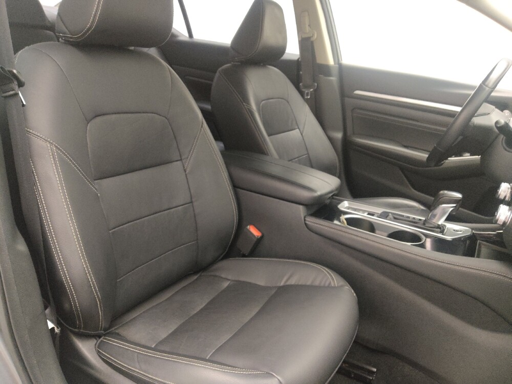 2020 Nissan Altima in Gainesville, FL 32609 - 18123027 21