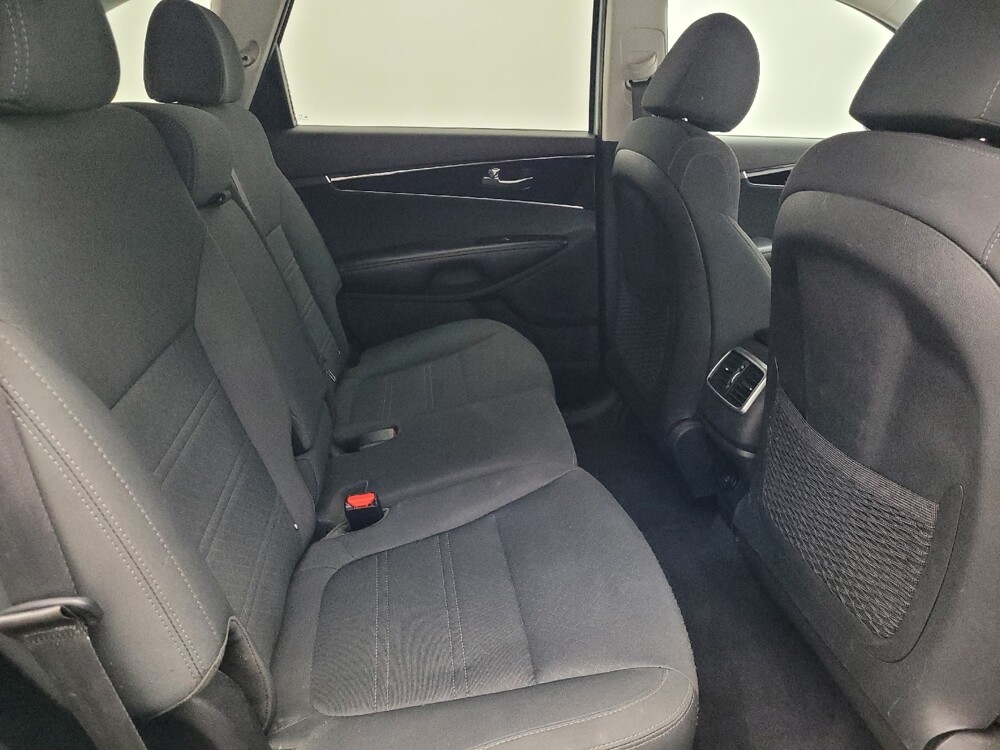 2020 Kia Sorento in Pensacola, FL 32505 - 18123028 19