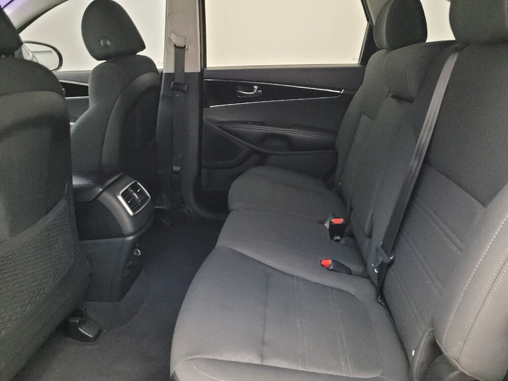 2020 Kia Sorento in Savannah, GA 31419 - 18123031 18