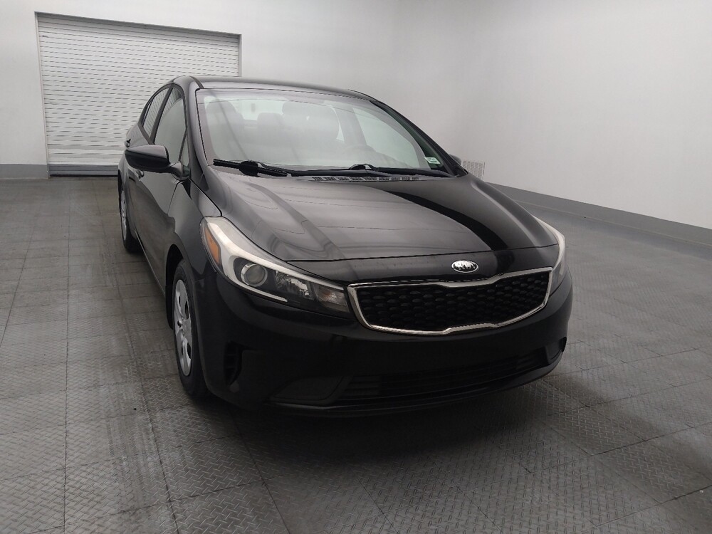 2017 Kia Forte in Salem, VA 24153 - 18123033 14