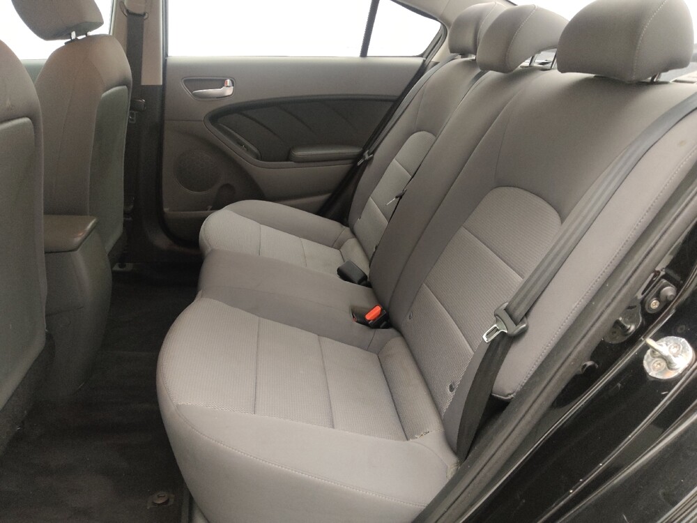 2017 Kia Forte in Salem, VA 24153 - 18123033 18