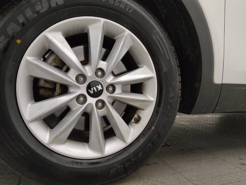 2020 Kia Sorento in Orlando, FL 32808 - 18123037 31