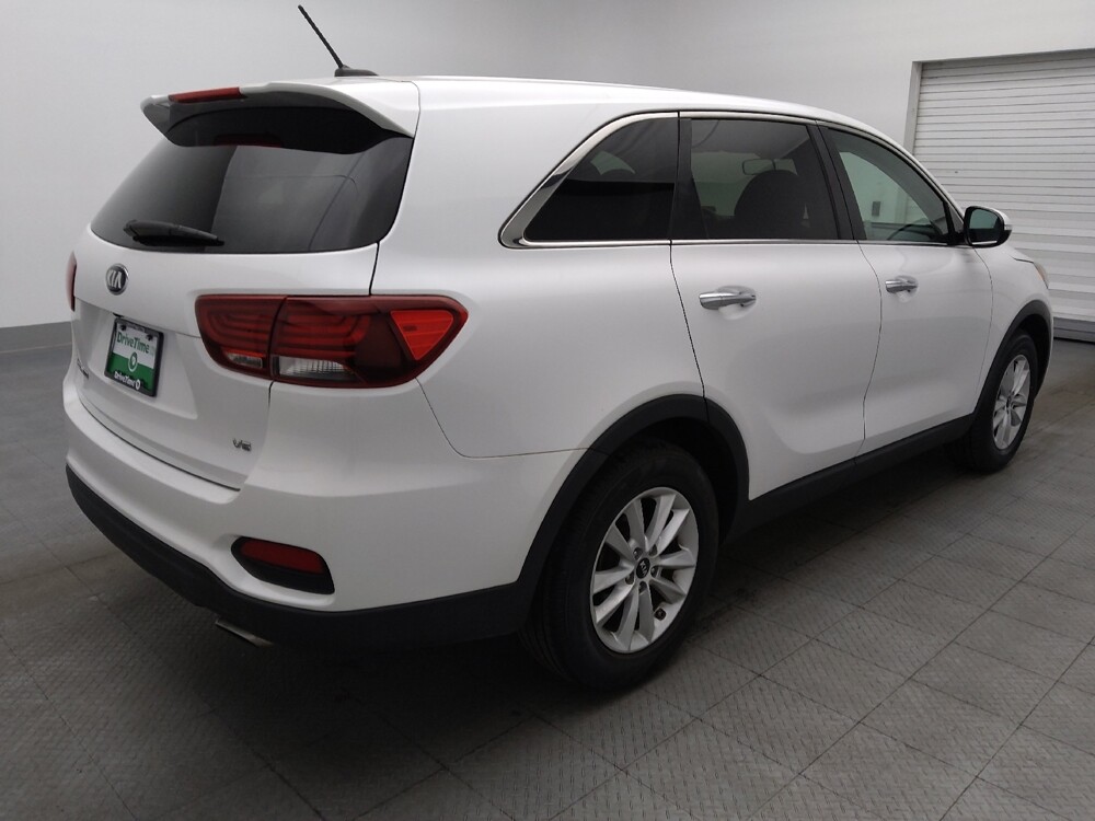 2020 Kia Sorento in Orlando, FL 32808 - 18123037 9