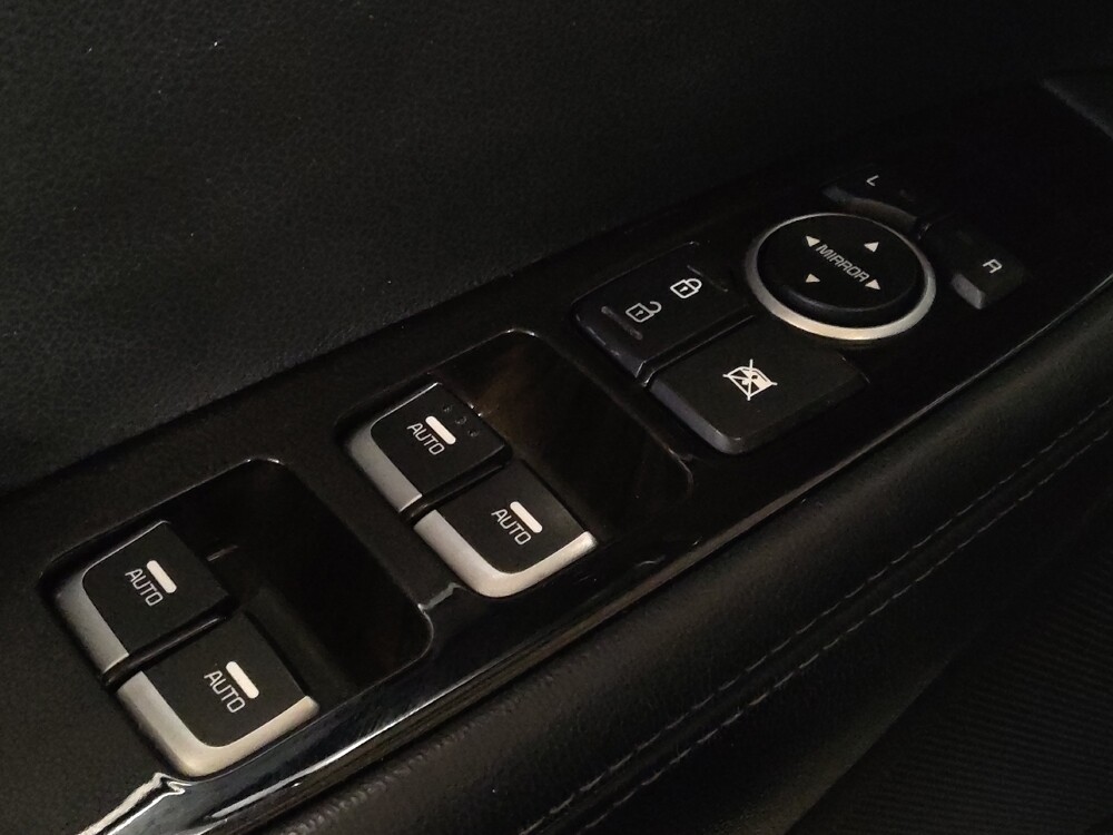 2020 Kia Sorento in Orlando, FL 32808 - 18123037 27