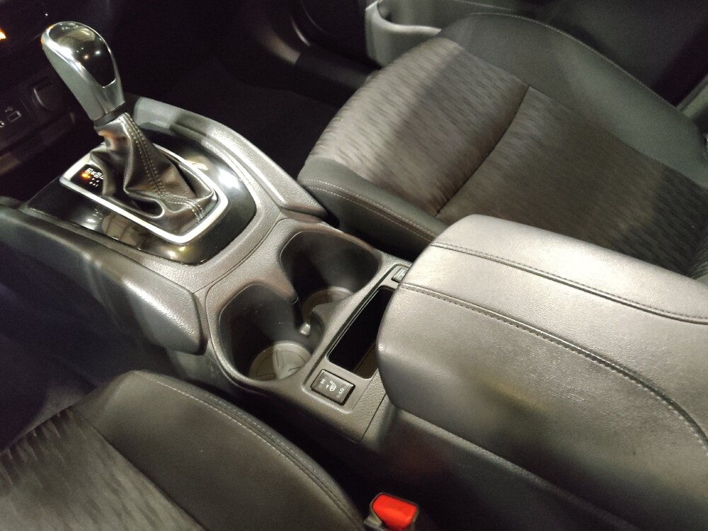 2018 Nissan Rogue in Orlando, FL 32808 - 18123042 26