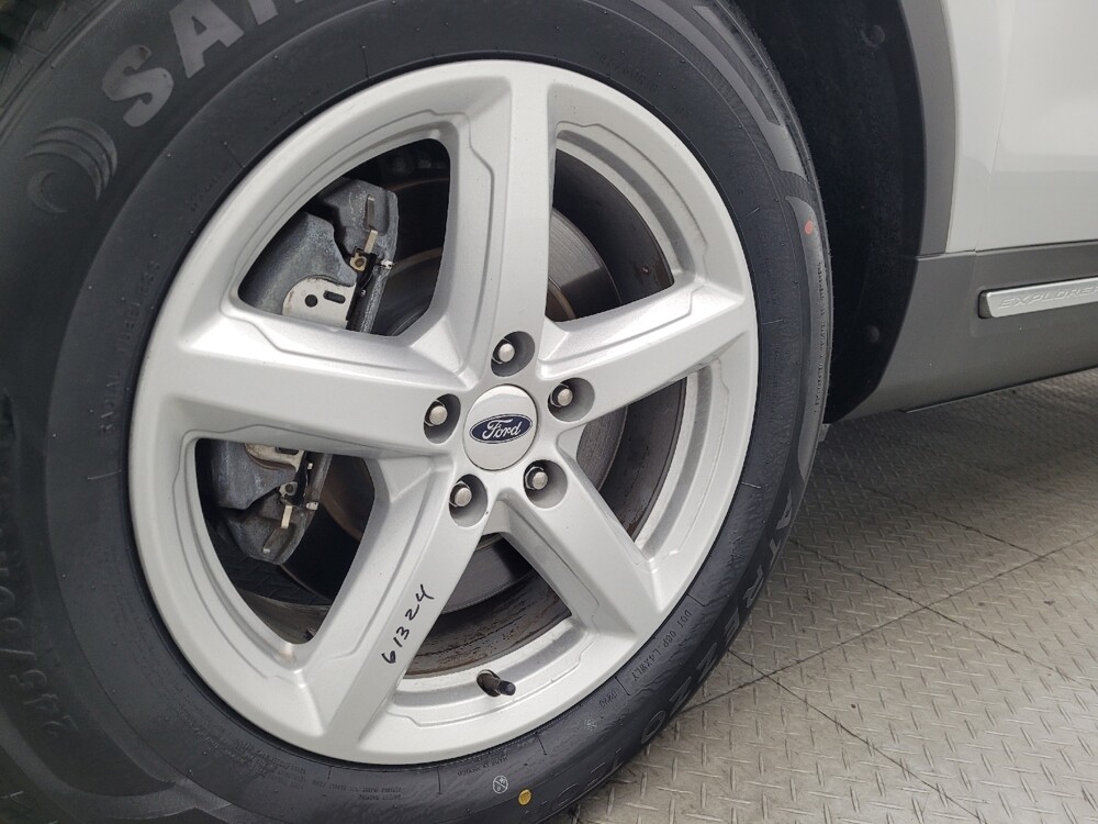 2018 Ford Explorer in Salem, VA 24153 - 18123045 31