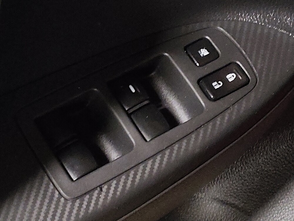 2019 Mitsubishi Eclipse Cross in Jacksonville, FL 32210 - 18123046 27