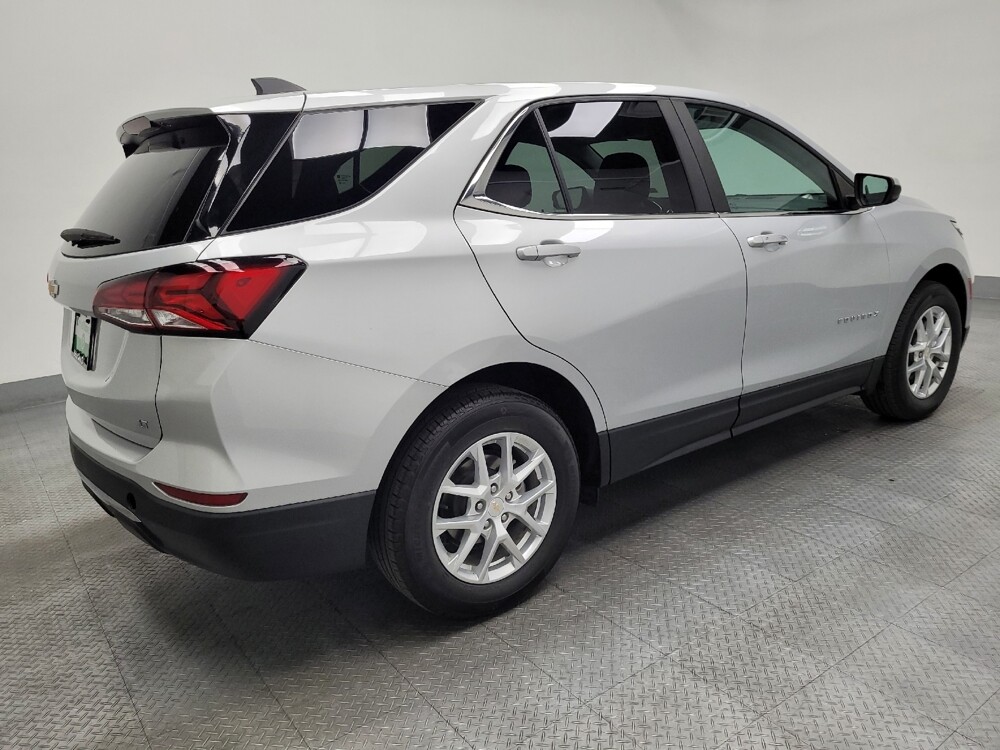 2022 Chevrolet Equinox in Las Vegas, NV 89104 - 18123051 10