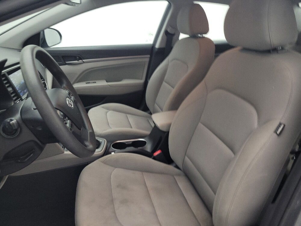 2018 Hyundai Elantra in Greensboro, NC 27407 - 18123052 17