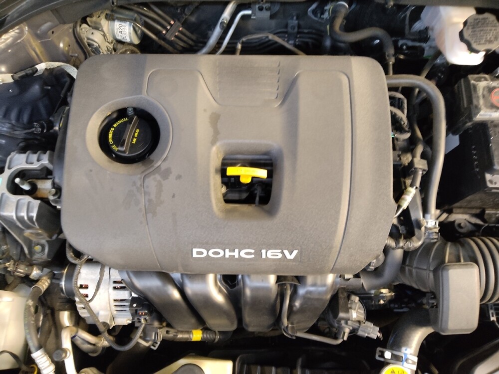 2018 Hyundai Elantra in Greensboro, NC 27407 - 18123052 30