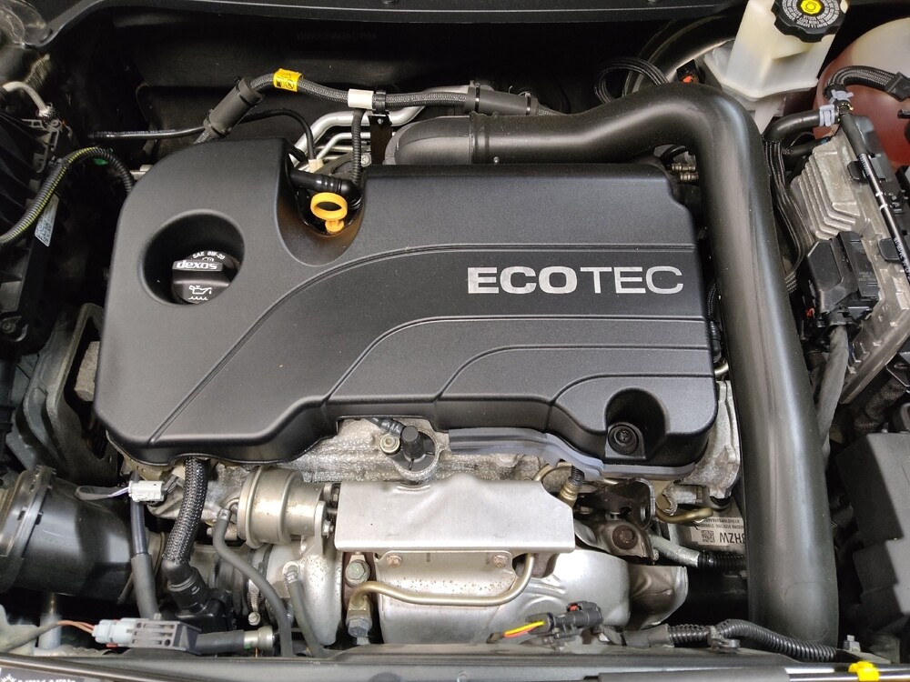 2019 Chevrolet Equinox in Fayetteville, NC 28304 - 18123062 30