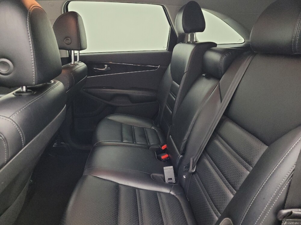 2019 Kia Sorento in Winston-Salem, NC 27103 - 18123067 18