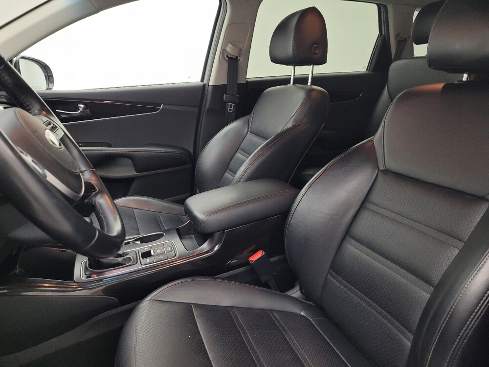 2019 Kia Sorento in Winston-Salem, NC 27103 - 18123067 17