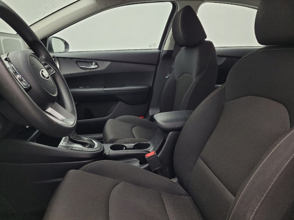 2019 Kia Forte in Winston-Salem, NC 27103 - 18123070 17