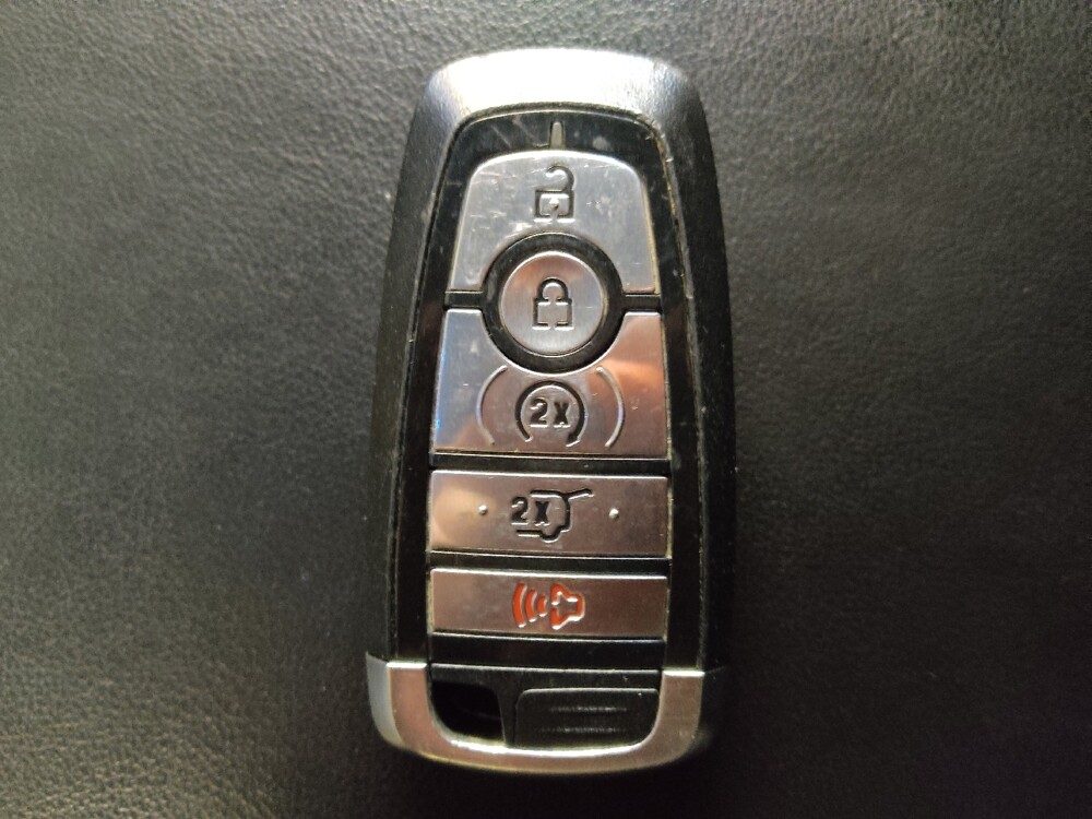 2024 Ford Explorer in Gastonia, NC 28056 - 18123077 32