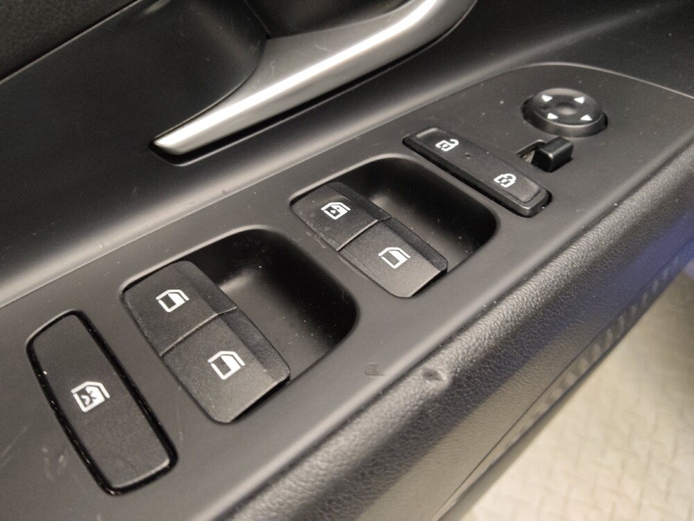 2024 Hyundai Elantra in Lakewood, CO 80215 - 18123078 27