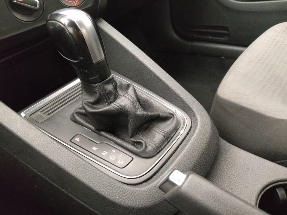 2018 Volkswagen Jetta in Lakewood, CO 80215 - 18123079 26