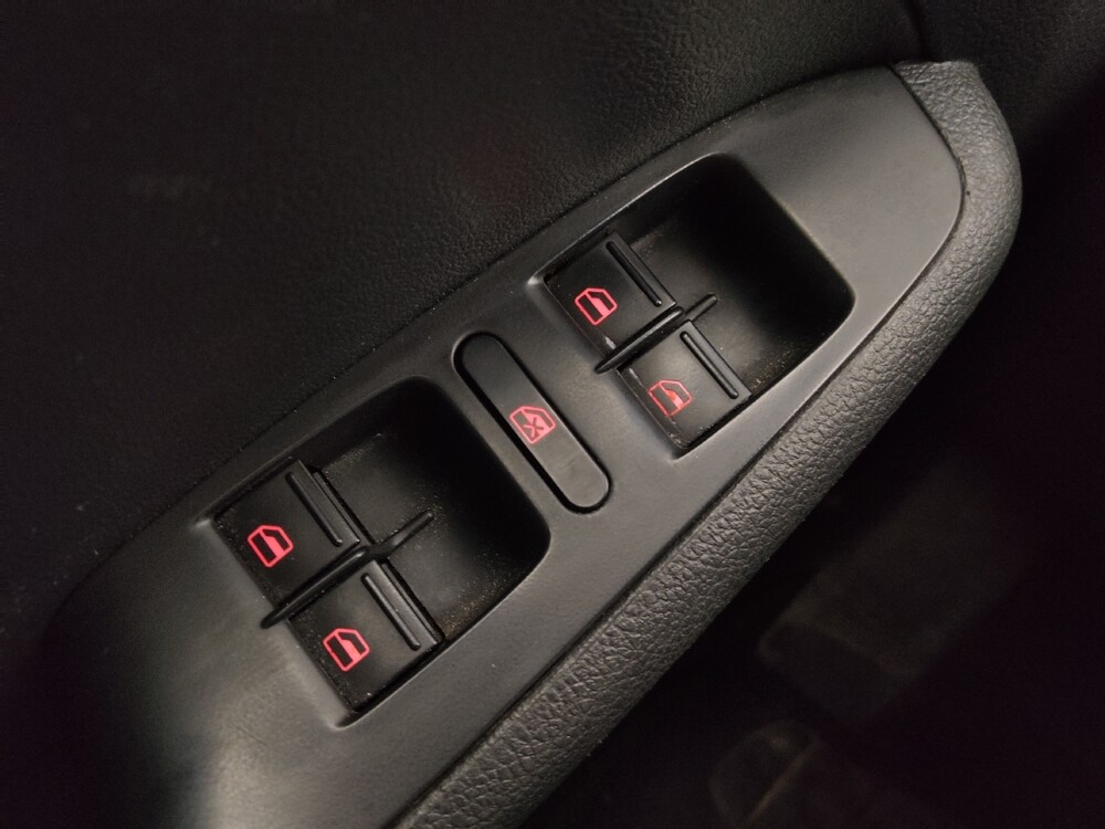 2018 Volkswagen Jetta in Lakewood, CO 80215 - 18123079 27