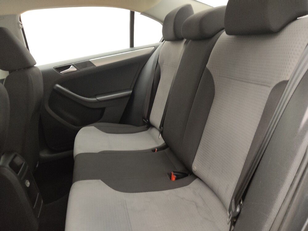 2018 Volkswagen Jetta in Lakewood, CO 80215 - 18123079 18