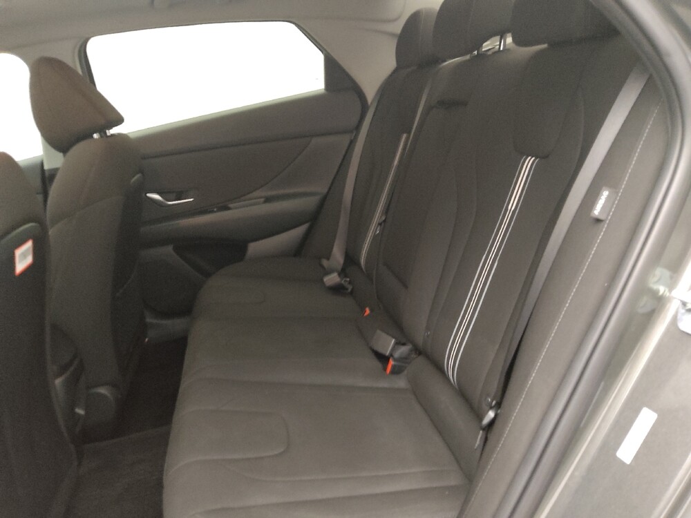 2025 Hyundai Elantra in Lakewood, CO 80215 - 18123083 18